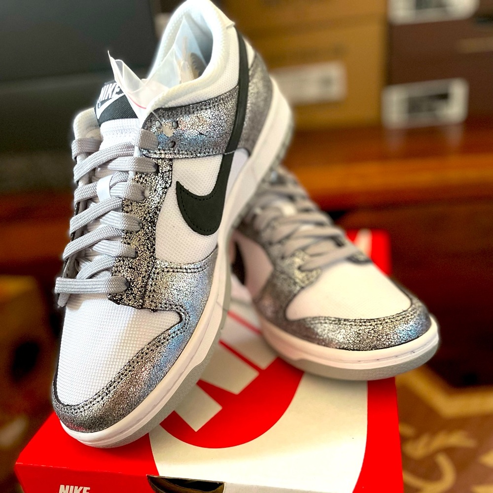 Nike Golden Gals Dunk Low